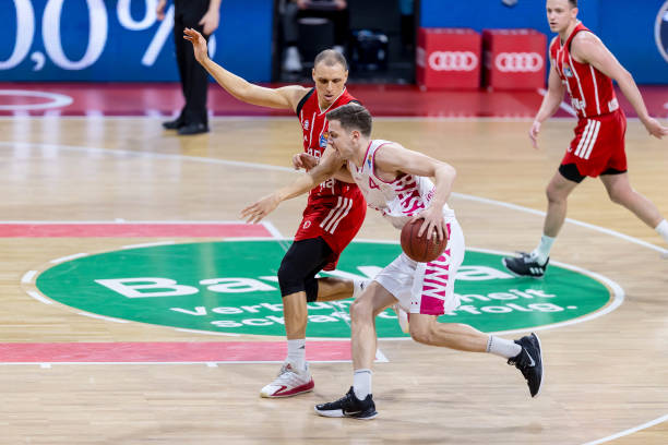 鲁伊维特 鲁伊维特